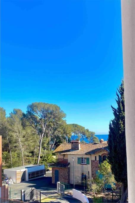 Studio Bord De Mer Boulouris A Saint Raphael Exterior foto